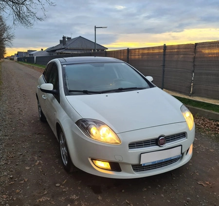 Fiat Bravo cena 17300 przebieg: 203000, rok produkcji 2010 z Legnica małe 497